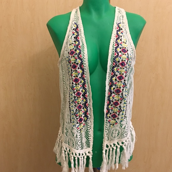 Tops - White Lace Tassel Detail Top S/M Vest Hippy Boho